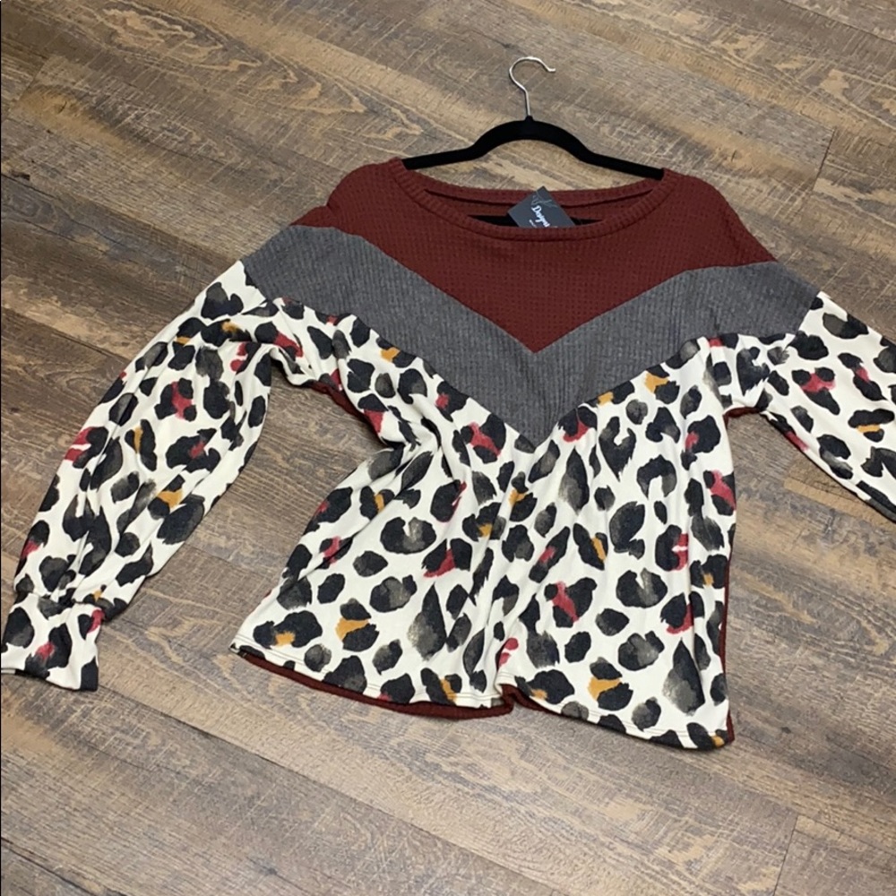 Leopard waffle knit top NWT